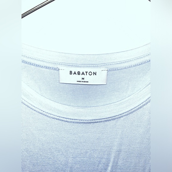 Aritzia - BABATON baby blue T-Shirt - Picture 2 of 4